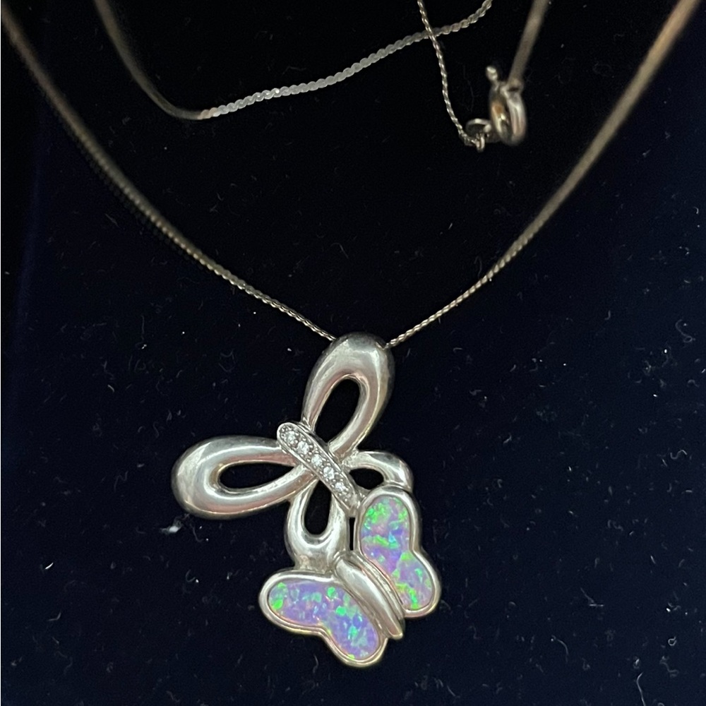 925 Sterling butterfly pendant with 925 Italian sterling chain.